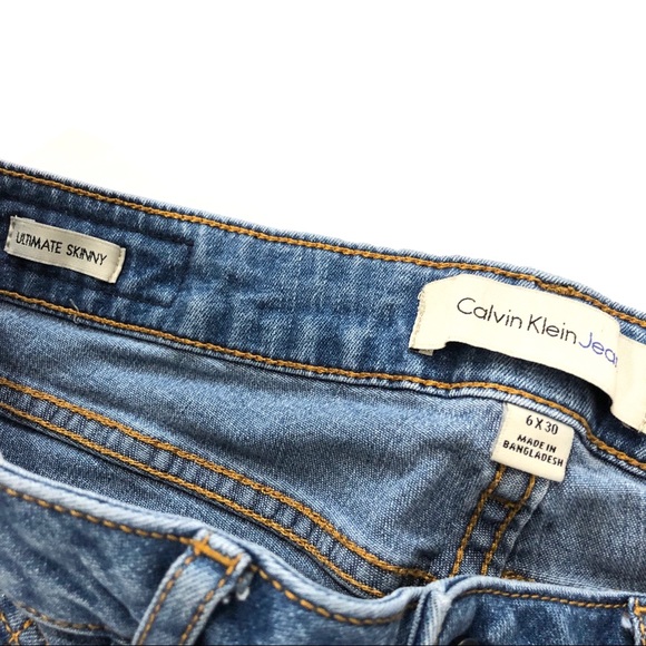 Calvin Klein Jeans Low Rise Ultimate Skinny Jeans - Picture 5 of 8